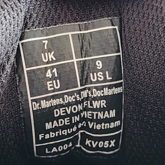 Dr. Martens Devon Flower Buckle Leather Platform Boots Khaki Green Leather 9 - Picture 8 of 10